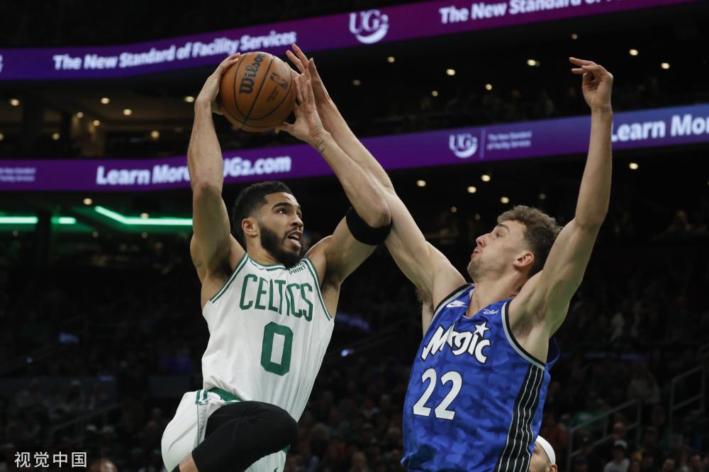 他用极快的 他用极快的