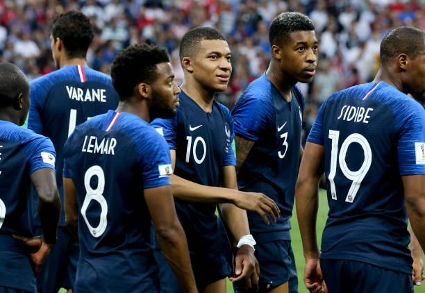 香港队凭借 香港队凭借